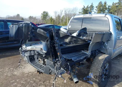 2022 Toyota Tacoma Sr5 V6 z USA, uszkodzony, nr VIN 3TYCZ5AN2NT096782